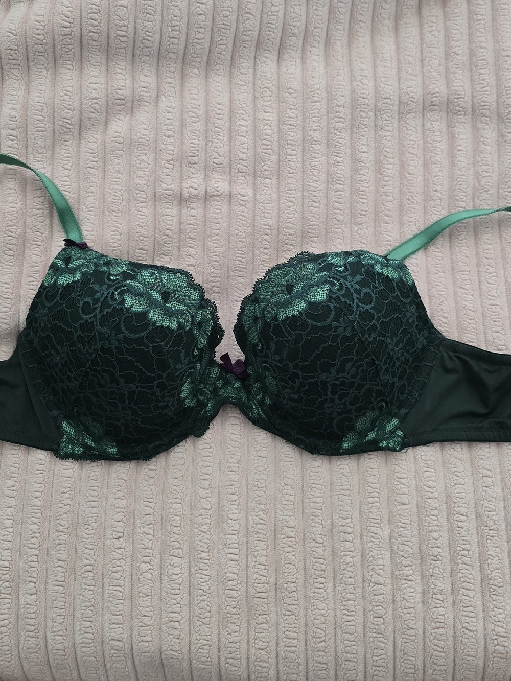 Adore Me 36D Lace Push-Up Bra in Emerald Green